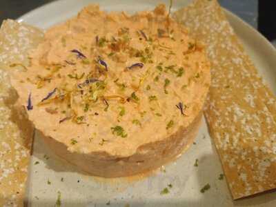 Versos Sueltos, Casa De Comidas