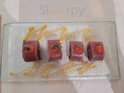 Versos Sueltos, Casa De Comidas