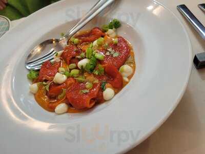 Versos Sueltos, Casa De Comidas