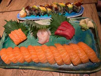 Monster Sushi Aribau