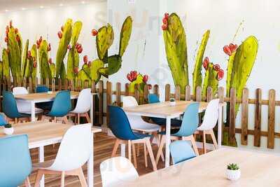 Que Bo Cafetería & Restaurante