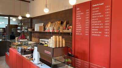 Zentral:  Specialty Coffee And Bakery