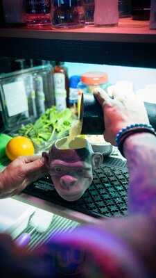 Luau Cocktail Lounge