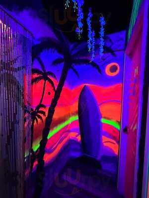 Luau Cocktail Lounge