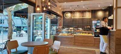 Vivari Coffee&bakery