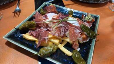 Segundalinea Gastro Bar