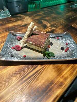 Segundalinea Gastro Bar