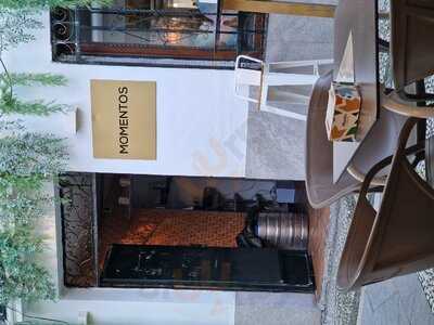 Momentos Bar