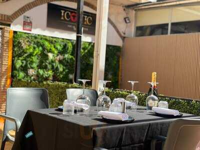 Iconic Steak And Lobster House