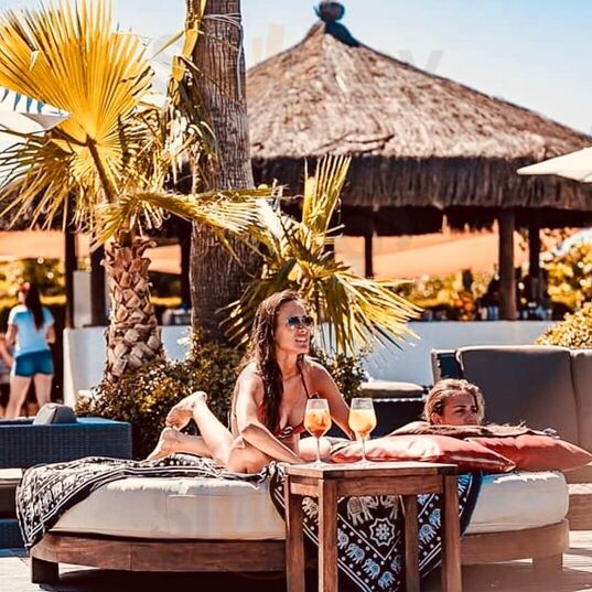 Pinedo Beach Arrocería & Lounge