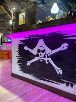 Oasis Pirates Restaurant & Cocktails
