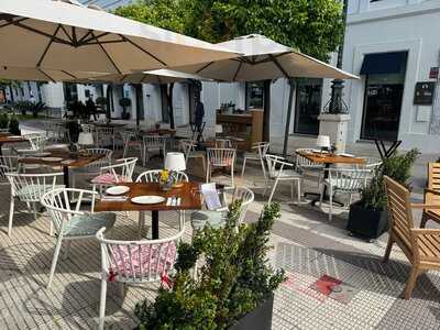 Doña Emilia Sevilla