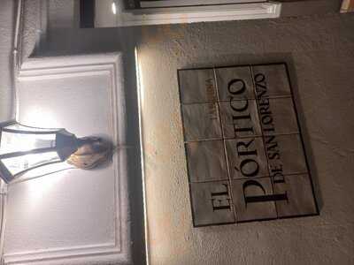 El Pórtico De San Lorenzo