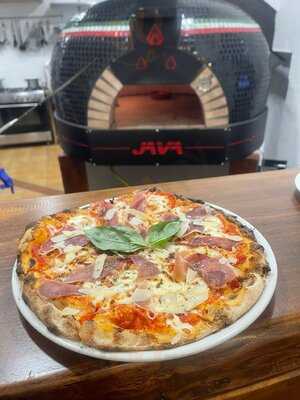 Romolo Y Remo Pizzería