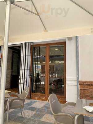 La Tasca De Mamá Lola Y Tia Maria 