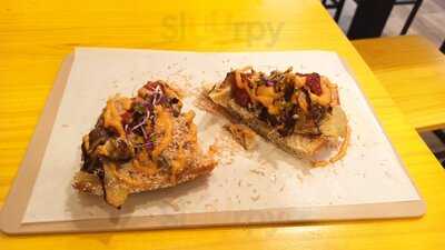 Chifla, Del Plato Al Pan