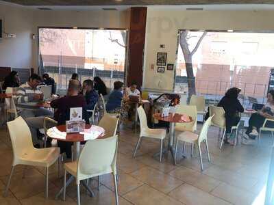 Cafetería Heladería Sureste