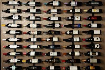 La Enoteca By Mateo Wines