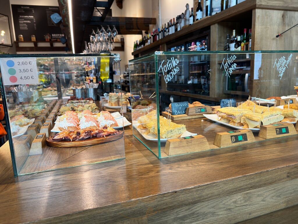 Baztán Garbera Pintxos & Bar