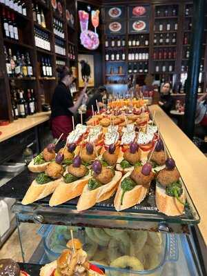 Tapa Tapa - Tapas Bar