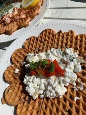 Vohvelikahvila Ja Taideleipomo