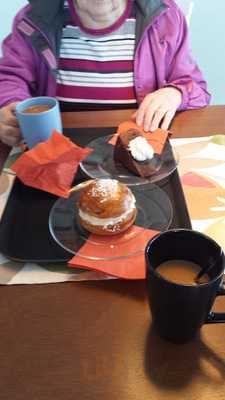 Kotileivonnaiskahvila Tuulahdus