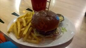 Revontuli Bowling Diner