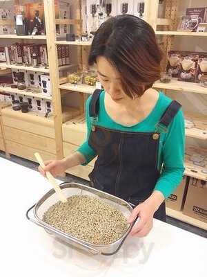 Potnia - Artisan Coffee Roaster