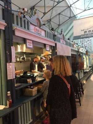 Ohana Lei'pomo & Grille