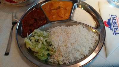 Tribeni Nepalilainen Ravintola