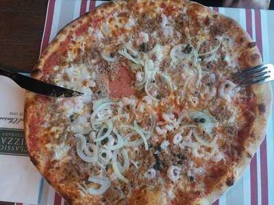 Classic Pizza Ratina