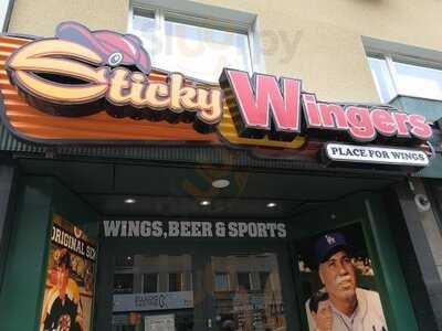 Sticky Wingers