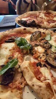 Daddy Green's Pizzabar