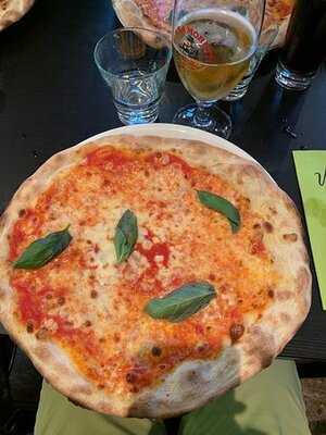 Vaelsa Ristorante E Pizzeria Taverna