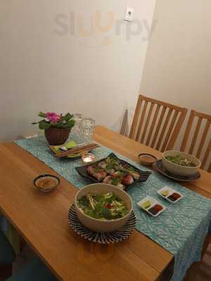 Fly Fusion Cafe & Restaurant