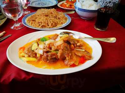 Tsing Tao Restaurant