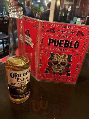 Pueblo Bar Y Taqueria