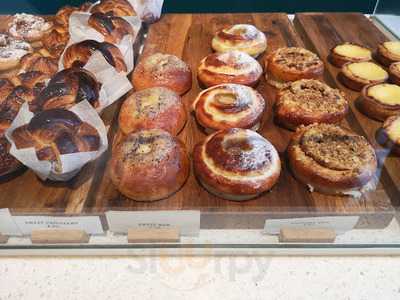 Levain Bakery And Eatery