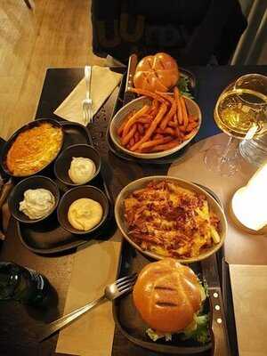 Vessel Bistro & Burger