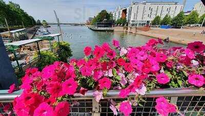 Faro Channelside Bar & Restaurant