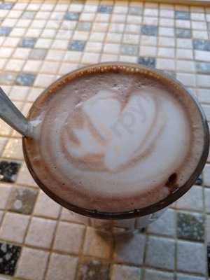 Sokerileipuri Alenius Confectionery