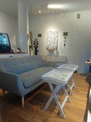 Minilicious Tea & Caphe