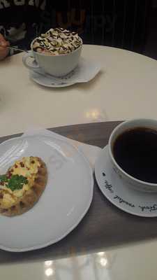 Robert's Coffee Kamppi