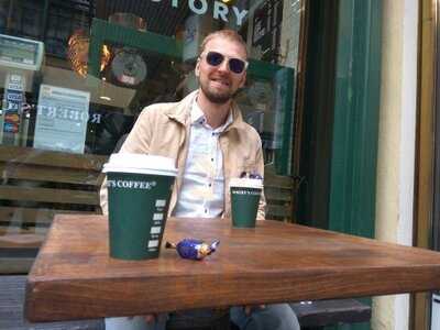 Robert's Coffee Kamppi