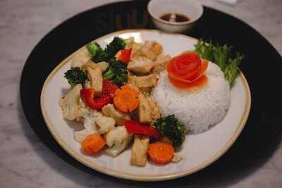 Nom Vietnamese Kitchen