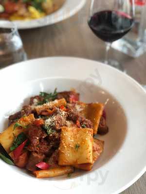 Ristorante Dennis Bulevardi