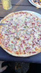 Pit Stop Pizza & Cafe