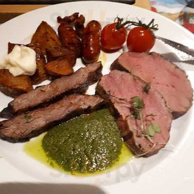 Jackie Brown Restaurant And Nightclub