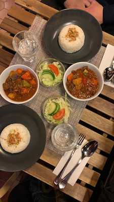 Kamalig - Filipino Eatery