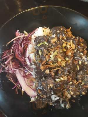 Kamalig - Filipino Eatery